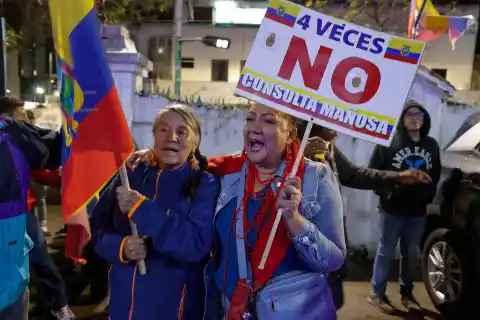 Imagen 1 de El primer gran revés de Noboa: Ecuador dice no a todas sus reformas constitucionales