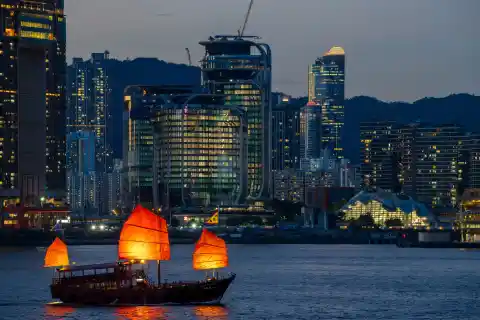 Imagen 1 de Hong Kong: la meca del capitalismo chino atrae a los mejores científicos occidentales con sus ‘premios nobel’ y sueldos de 14.000 euros al mes