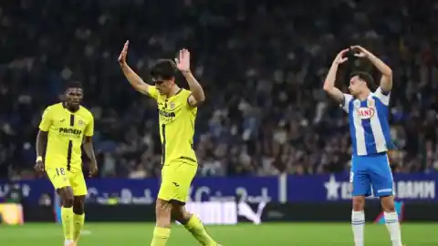 Imagen 1 de La eficacia del Villarreal tumba a un Espanyol inofensivo