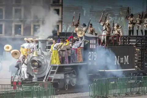 Imagen 1 de Desfile del 20 de noviembre en Ciudad de México: horario, nueva ruta en 2025 y calles cerradas