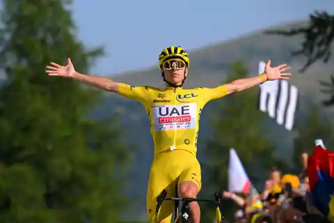 Imagen 1 de El Tour de Francia le regala a Tadej Pogacar dos etapas en Alpe d’Huez