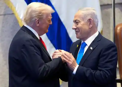 Imagen 1 de Trump pide formalmente al presidente de Israel que indulte a Netanyahu en sus tres casos de corrupción