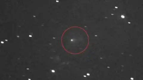 Imagen 1 de Descubren que el cometa 3I/ATLAS emite pulsos cada 16 horas: así funciona su misterioso "latido cósmico"