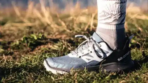 Imagen 1 de Salomon hunde sus precios: 10 zapatillas con descuentazo para deportes de montaña