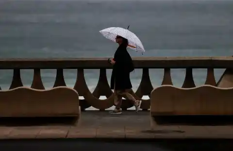 Imagen 1 de La semana empieza con tiempo estable antes de la llegada de borrascas atlánticas con lluvias en el oeste y sur