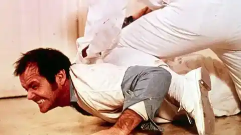 Imagen 1 de ‘Alguien voló sobre el nido del cuco’: la película que reveló al mundo cómo era de verdad un psiquiátrico