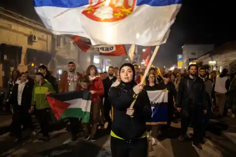 Imagen 1 de Los estudiantes de Serbia preparan un desafío masivo contra el Gobierno en el primer aniversario de sus protestas