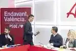 Imagen 1 de El PSOE traslada su "respeto absoluto" a la decisión de Junts de romper y trata de restarle importancia: "Hay mano tendida"