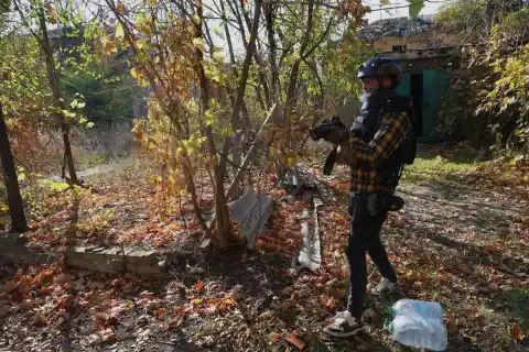 Imagen 1 de Los reporteros extreman las precauciones ante el aumento de ataques en Ucrania