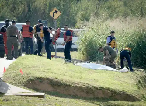 Imagen 1 de El hallazgo de 24 cadáveres en los ‘bayous’ de Houston en lo que va de año alimenta el miedo a un asesino serial