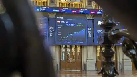 Imagen 1 de El Ibex bate de nuevo su récord al acercarse el desbloqueo de la Administración en EE.UU.