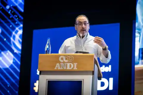 Imagen 1 de La CAF destina 40.000 millones de dólares para impulsar el crecimiento verde en América Latina y el Caribe en cinco años