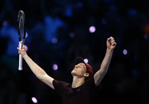 Imagen 1 de Alcaraz choca con la dimensión maestra de Sinner