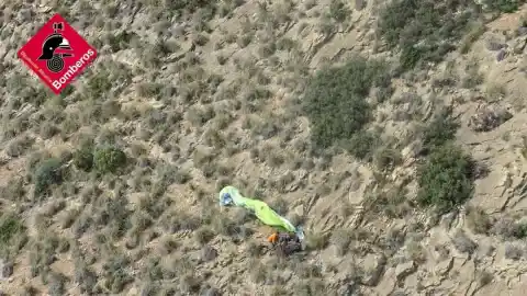 Imagen 1 de Fallece un parapentista tras caer en una ladera de Alicante