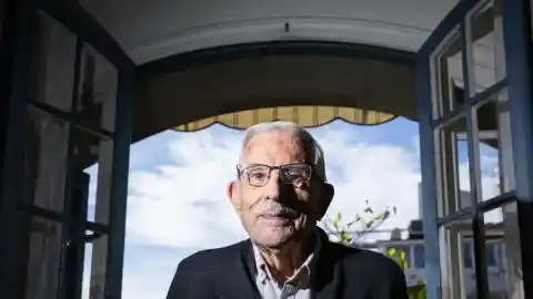 Imagen 1 de “No vale con estudiar una carrera, hay que aprender a ser verdaderos humanos”