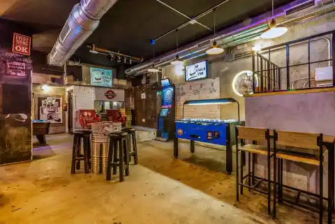 Imagen 1 de La sala El Chico Feo celebra su décimo aniversario en plena forma gracias a la fidelidad de su clientela