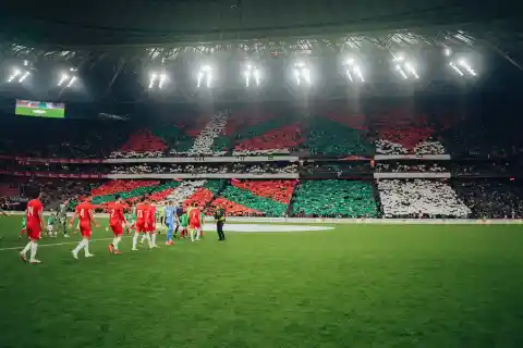 Imagen 1 de Euskadi y San Mamés se vuelcan con el pueblo palestino