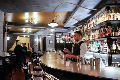 Imagen 1 de Devil’s Cut, el local de Madrid del coctelero japonés más premiado del planeta