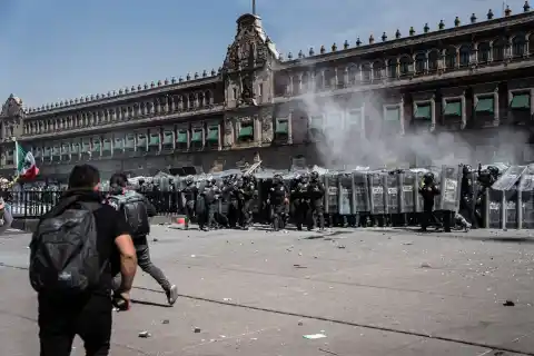 Imagen 1 de Morena cierra filas con Sheinbaum ante las movilizaciones contra la violencia