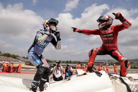 Imagen 1 de Primero hermanos, luego campeones: la gesta de los Márquez Alentà en MotoGP que trasciende al mundo del deporte