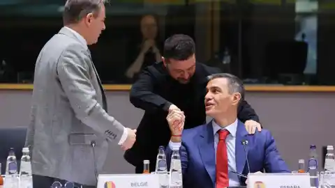 Imagen 1 de España, tercer país de la UE que concede más visados a rusos tres años y medio después de la invasión de Ucrania