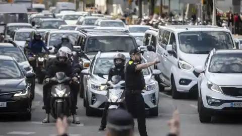 Imagen 1 de Barcelona reforzará los puntos donde dos menores murieron atropelladas por un bus
