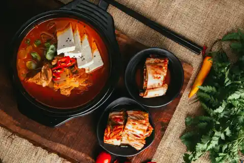 Imagen 1 de Radiografías culinarias de Asia: tres libros para descubrir el lado cultural e histórico de Corea, China, Tailandia y Vietnam