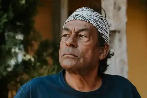 Imagen 1 de Ailton Krenak: “Explotar petróleo en la desembocadura del Amazonas nos lleva a la distopía, a un punto de no retorno”