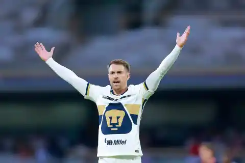 Imagen 1 de Aaron Ramsey deja Pumas y regresa a Gales tras la desaparición de su perra Halo