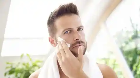 Imagen 1 de Así se cuidan los hombres elegantes: los mejores champús para pelo y barba con los que tendrás un rostro impoluto