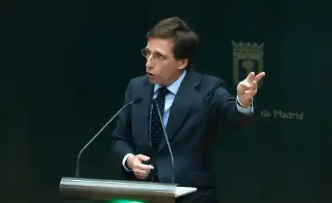 Imagen 1 de Entran en vigor las ayudas por paternidad en Madrid: 500 euros por el primer hijo y 700 por el segundo