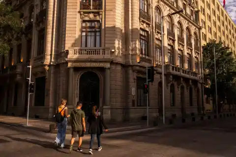 Imagen 1 de Cuando los jóvenes buscan respuestas en la derecha