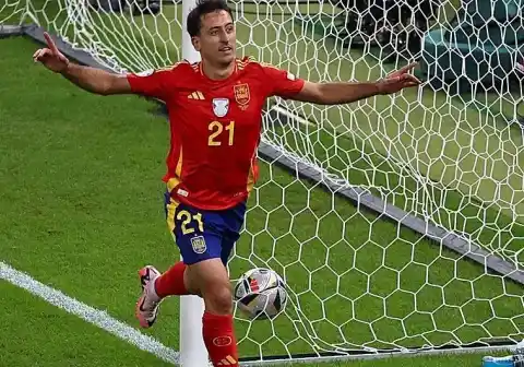 Imagen 1 de Dónde ver online y en televisión a España hoy del partido clasificatorio al Mundial 2026 y a qué hora juega contra Turquía