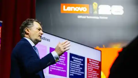 Imagen 1 de Lenovo presume de resultados récord y prevé estabilidad pese a la crisis de componentes: "No estamos nerviosos"