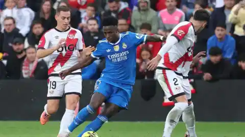 Imagen 1 de El Rayo vulgariza a un Real Madrid que no pasó del empate en Vallecas
