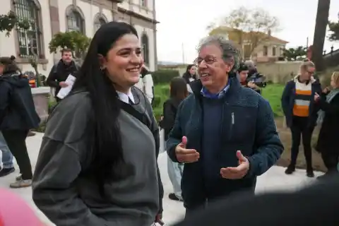 Imagen 1 de La Fiscalía de Grecia pide 20 años de cárcel a 24 trabajadores humanitarios por rescatar a refugiados en el Egeo