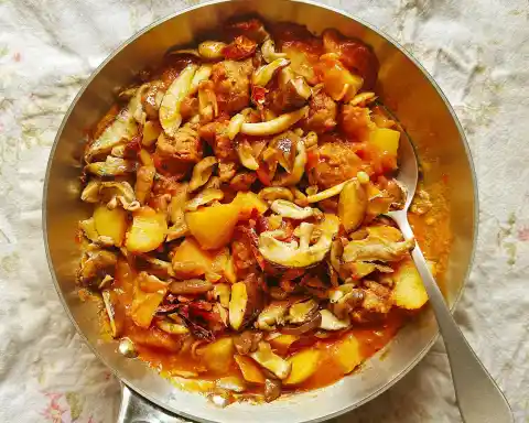 Imagen 1 de Ajo harina de Jaén, el sabroso estofado otoñal de la huerta serrana