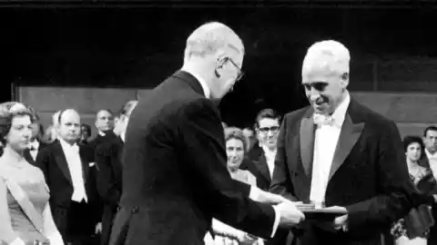 Imagen 1 de Entre Petilla de Aragón y Soria, las raíces rurales de la ciencia española