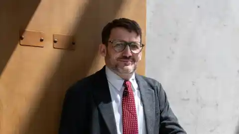 Imagen 1 de La oposición confirma una acusación constitucional contra el exministro Diego Pardow por el error en los cobros de la luz