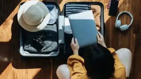 Imagen 1 de Para los amantes de los viajes: esta maleta Eastpack tiene su precio mínimo histórico por Black Friday en Amazon