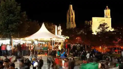 Imagen 1 de Detenido por tomar fotografías a chicas en la zona de las barracas de las Fires de Girona