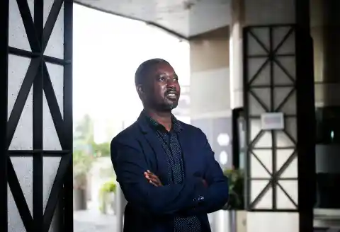 Imagen 1 de Muyatwa Sitali: “Hay hombres que  les piden a las mujeres intercambiar agua por sexo: es indignante e inconcebible”