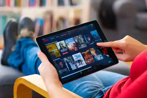 Imagen 1 de Netflix supera los 10 millones de espectadores con su plan de anuncios en España