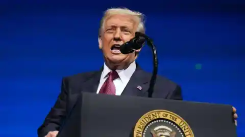 Imagen 1 de Encuesta: ¿Ha empezado el declive electoral de Donald Trump?