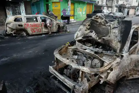 Imagen 1 de Argentina declara la alerta máxima en las fronteras con Brasil