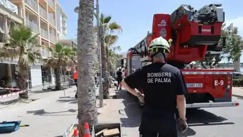 Imagen 1 de Un incendio en un centro de menores de Palma causa 14 heridos leves