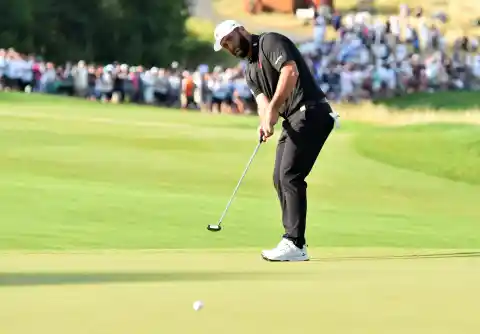 Imagen 1 de Revolución en LIV: la Liga saudí de golf pasa de 54 a 72 hoyos