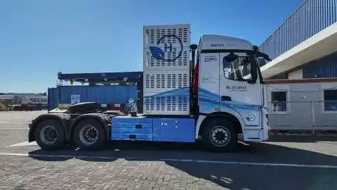 Imagen 1 de El primer camión de larga distancia impulsado por hidrógeno verde ya rueda en Chile, pero enfrenta barreras para operar