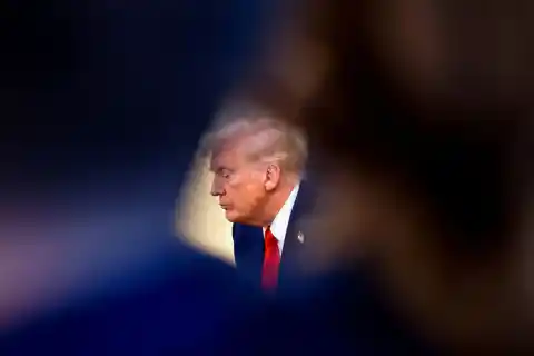 Imagen 1 de Capítulo 11: Sembrar desconfianza para cosechar poder