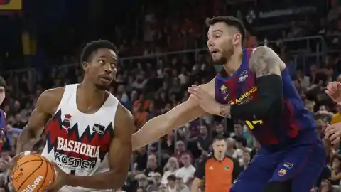 Imagen 1 de El Barça de Orellana completa su 'hat-trick' ganando al Baskonia y ya espera a Xavi Pascual